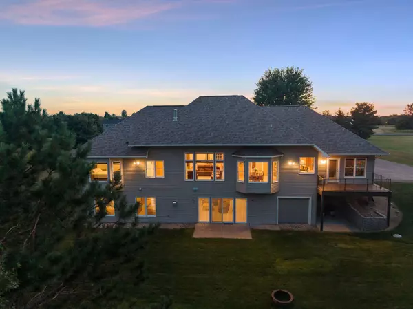 New Richmond, WI 54017,1638 Waters Edge DR