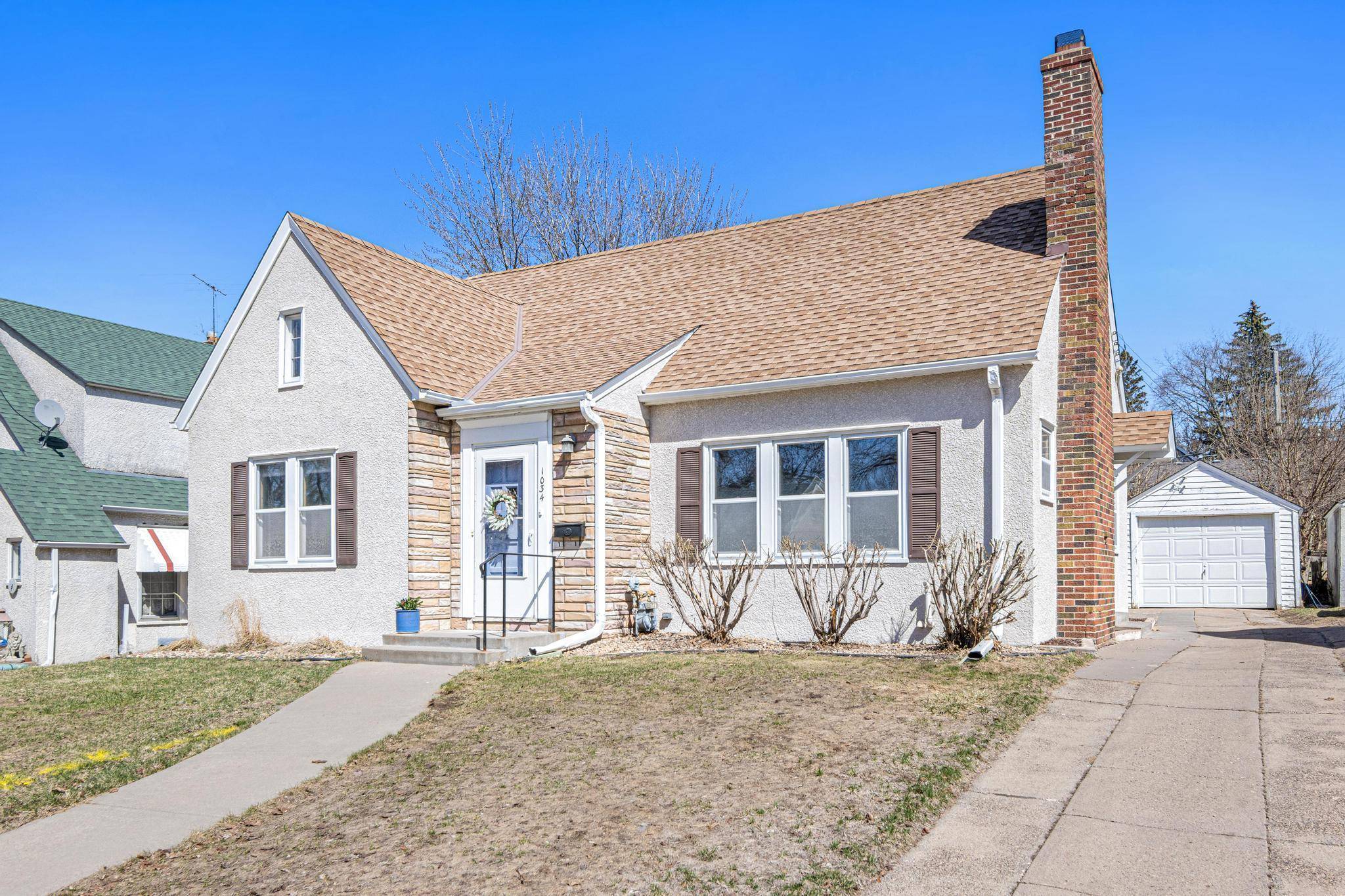 1034 Hall AVE, West Saint Paul, MN 55118