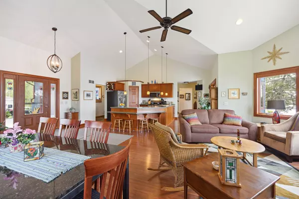 Annandale, MN 55302,8857 Ingram AVE NW