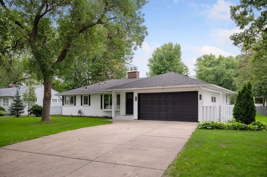 4721 Valley View RD, Edina, MN 55424