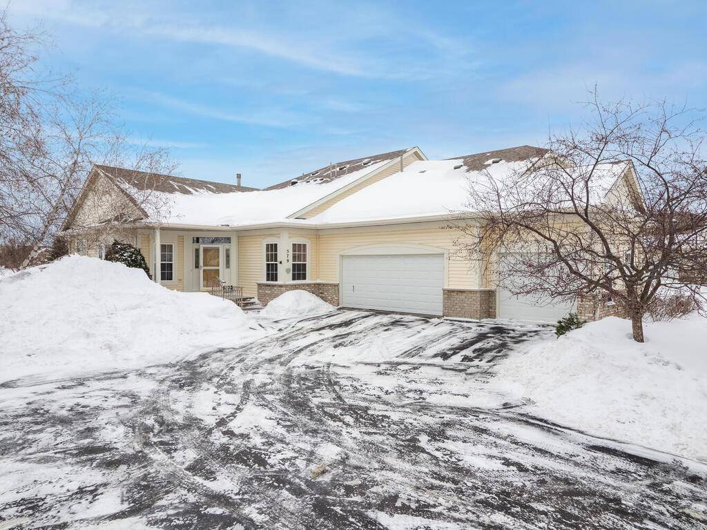 579 Holly LN N,  Oakdale,  MN 55128