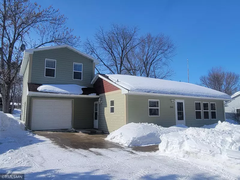 541 Pleasant ST, Dassel, MN 55325