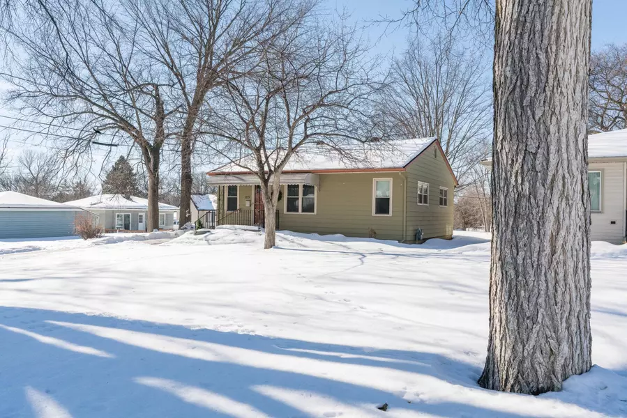 1215 N Lake ST, Fergus Falls Twp, MN 56537