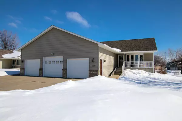 1289 Sunburst WAY SE, Hutchinson, MN 55350