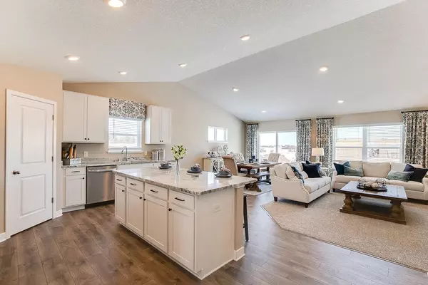 2334 Aragon DR, Shakopee, MN 55379