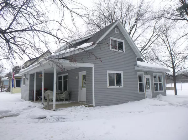 905 8th AVE, Howard Lake, MN 55349