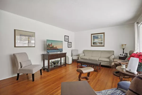 Edina, MN 55423,6438 Xerxes AVE S