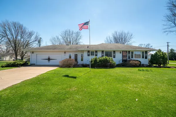 26477 W Mondovi ST, Eleva, WI 54738