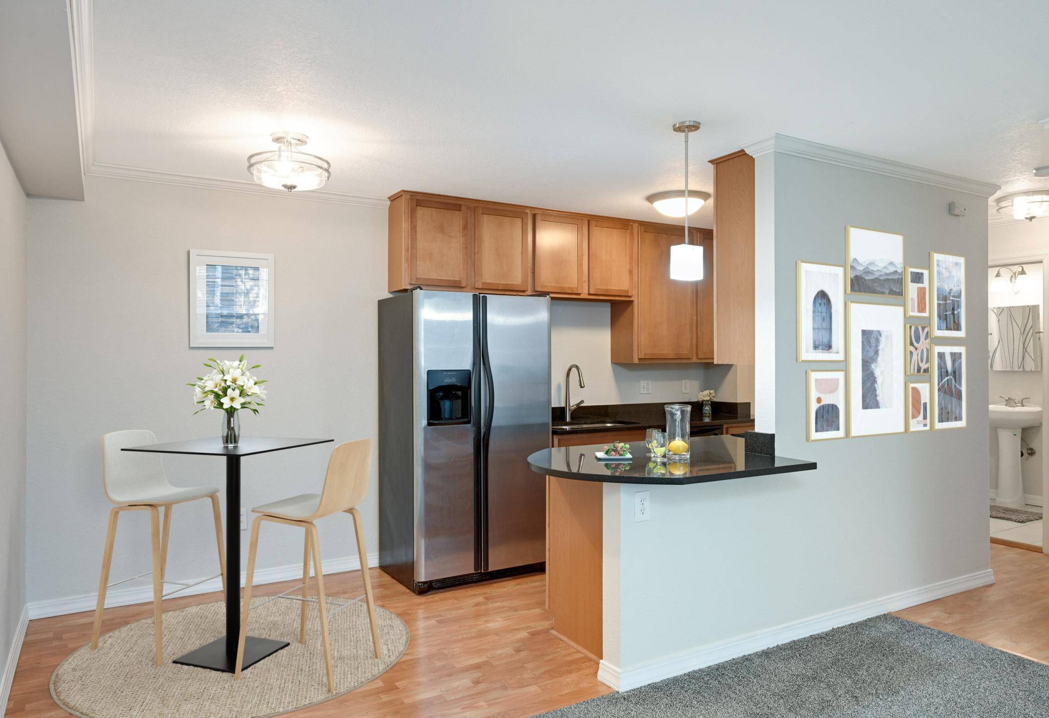 Minneapolis, MN 55408,3120 Hennepin AVE #7