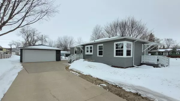 Pipestone, MN 56164,602 4th AVE SW