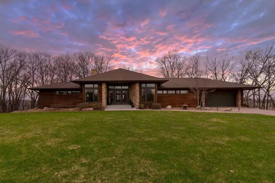 8182 Ideal CT, Forest Lake, MN 55025