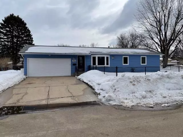 701 14th ST SE, Owatonna Twp, MN 55060