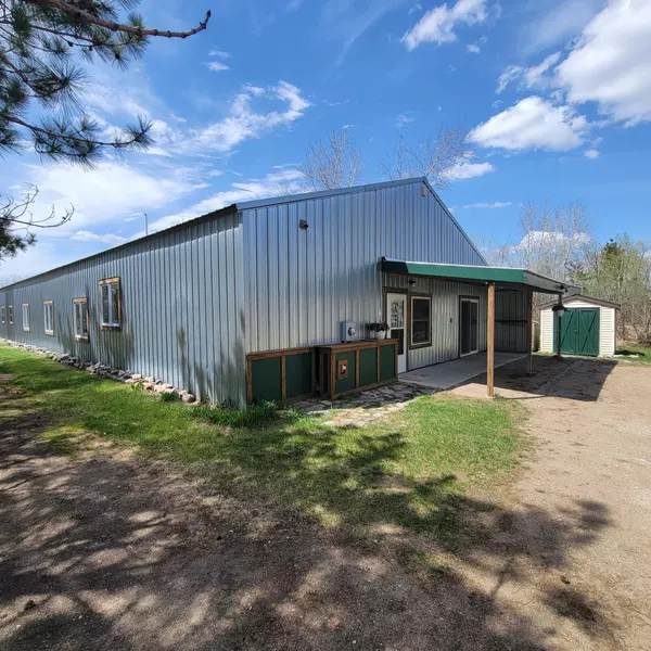 Ottertail, MN 56571,114 Willow RD