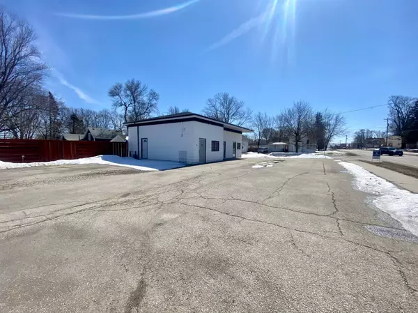 West Concord, MN 55985,421 State ST S