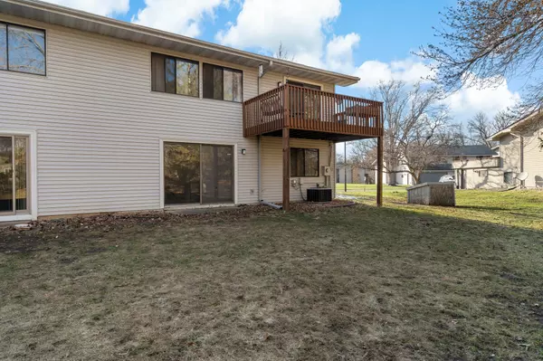 Shoreview, MN 55126,4170 Shirlee LN S