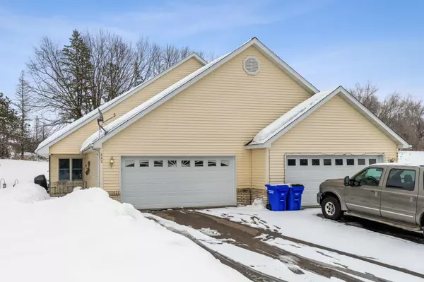442 Norway LN, Somerset, WI 54025
