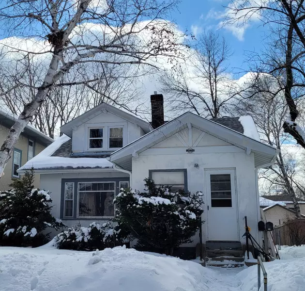 2170 Palace AVE, Saint Paul, MN 55105