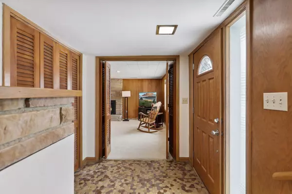 Roseville, MN 55113,2520 Snelling Curve