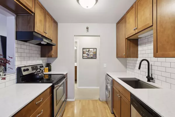 1620 Charlton ST #311, West Saint Paul, MN 55118