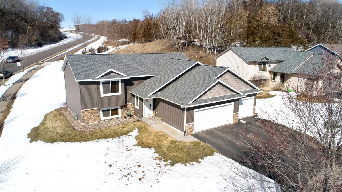 River Falls, WI 54022,655 Glenmeadow ST