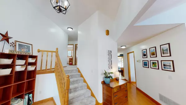 3404 Eagle Ridge DR E, Willmar, MN 56201