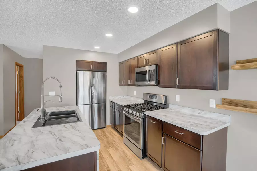 3 Cameo LN #D, Circle Pines, MN 55014