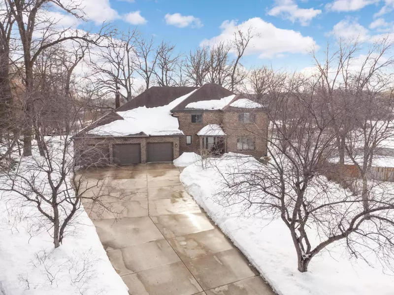 3370 Sycamore LN N, Plymouth, MN 55441