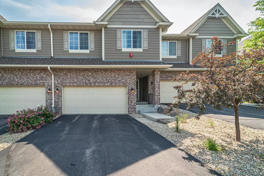 2603 Waterfall WAY NW, Prior Lake, MN 55372