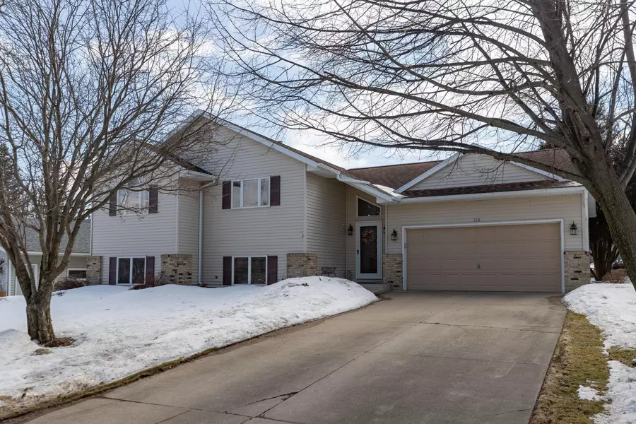 318 9th ST NW, Byron, MN 55920