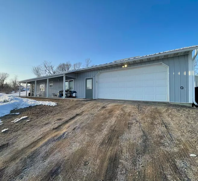 321 Clark ST E, Eagle Bend, MN 56446