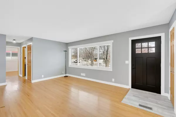 Osseo, MN 55369,216 4th ST NE