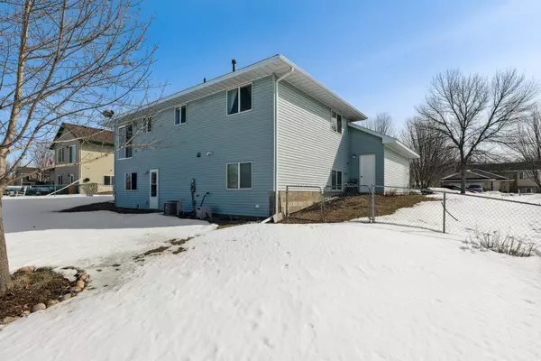 Buffalo, MN 55313,1307 Widgeon WAY