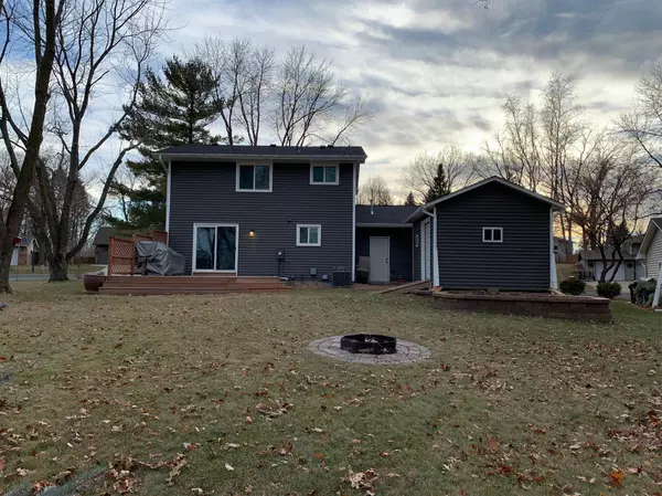 Prior Lake, MN 55372,5236 Brooks CIR SE