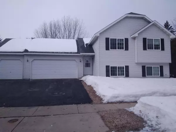 902 11th ST, Farmington, MN 55024