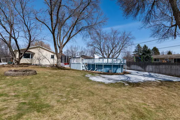 Anoka, MN 55303,934 Sunny LN