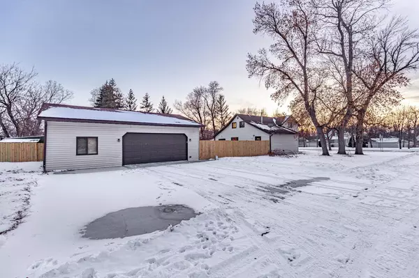 Hawley, MN 56549,720 5th ST