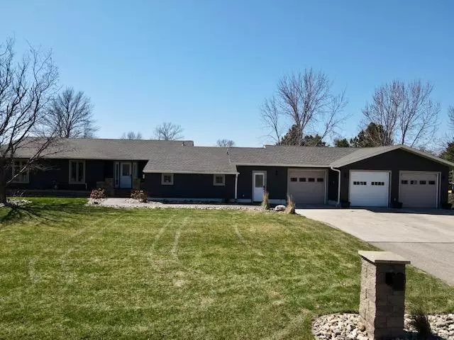 Ortonville, MN 56278,123 Rita RD