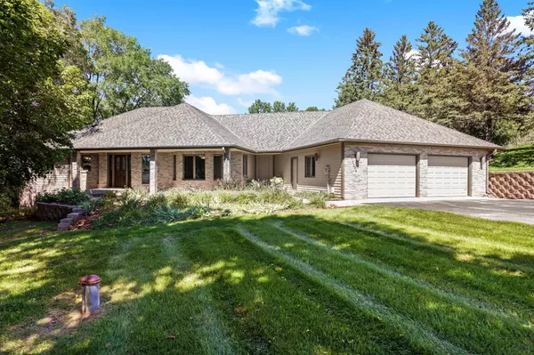 Prior Lake, MN 55372,13208 Henning CIR NE