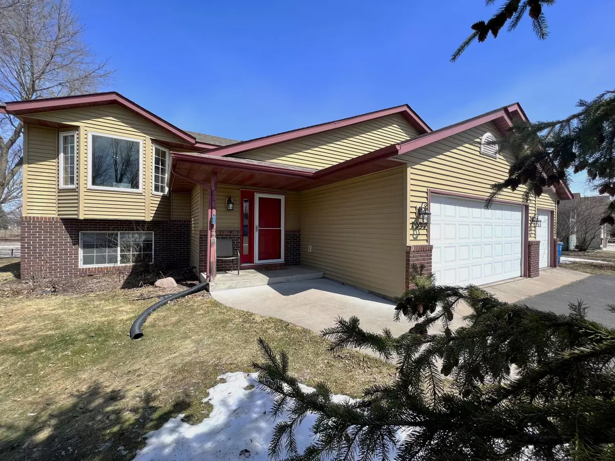 North Branch, MN 55056,7590 Casselberry DR