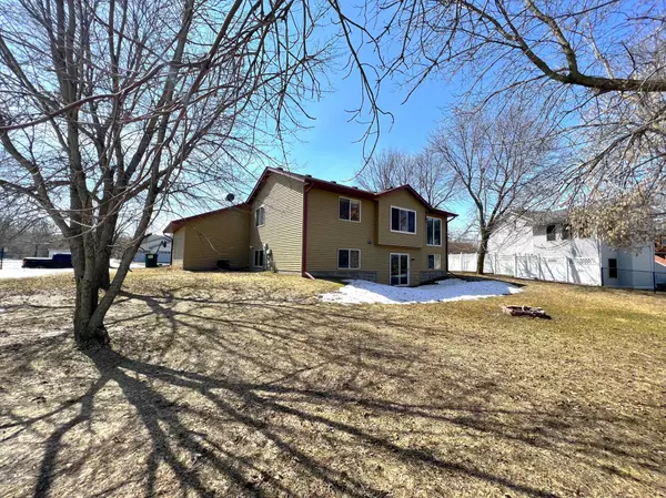 North Branch, MN 55056,7590 Casselberry DR