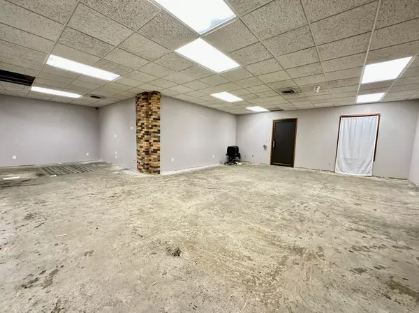 Fergus Falls Twp, MN 56537,125 W Lincoln AVE #Suite 11