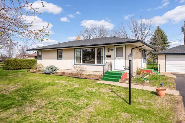 Inver Grove Heights, MN 55076,7186 Carmen AVE