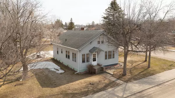 302 W Main AVE, Frazee, MN 56544