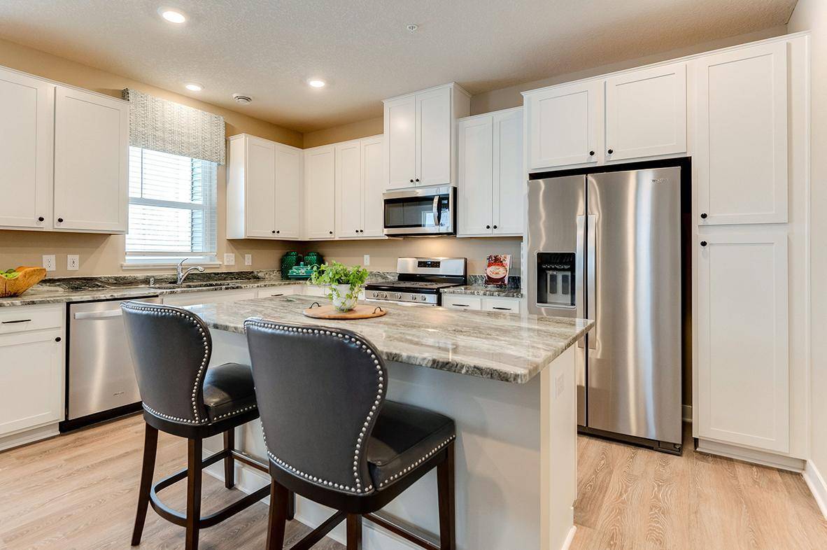 13816 Kaylemore TRL, Rosemount, MN 55068