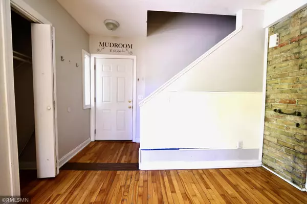 Minneapolis, MN 55411,2827 Bryant AVE N #4