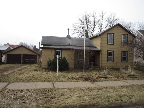 418 E Grove ST,  Caledonia,  MN 55921