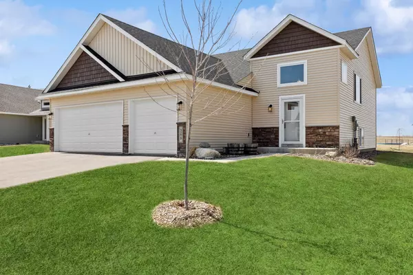 268 Tower AVE, Dundas, MN 55019