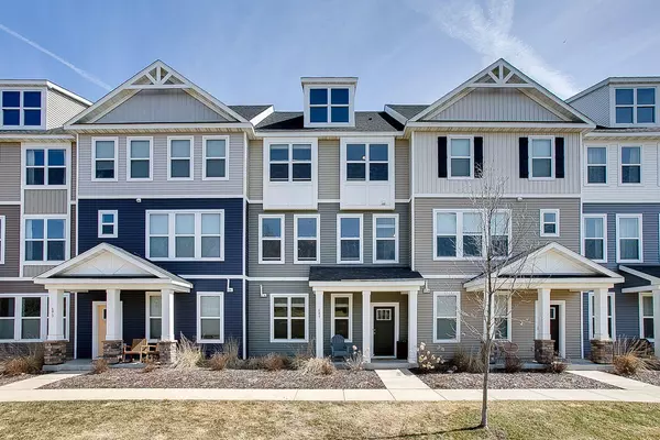 689 Satori WAY, Chaska, MN 55318