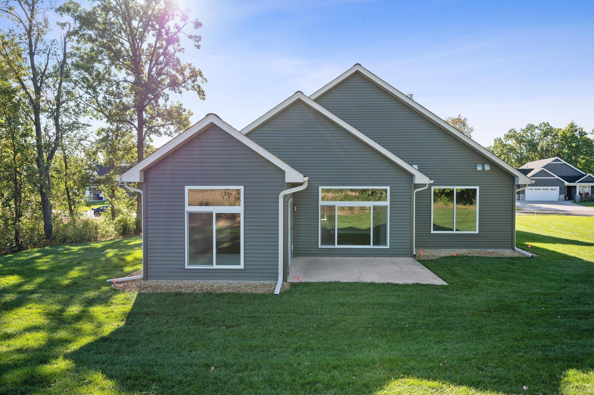 North Branch, MN 55056,4732 384th ST