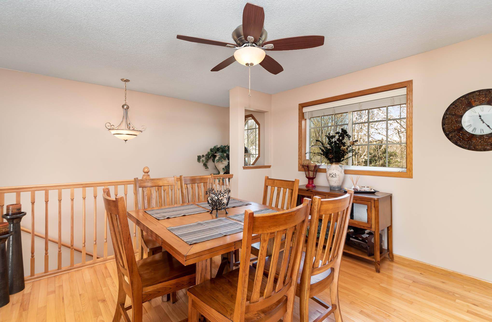 Coon Rapids, MN 55433,9963 Redwood ST NW